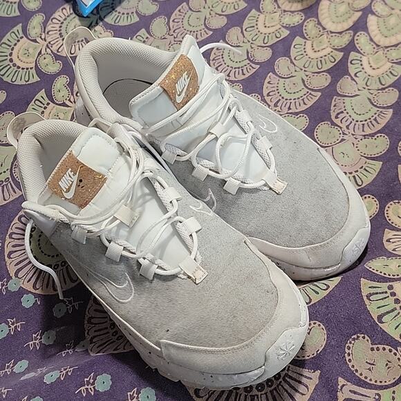 White Nike Crater Remixa